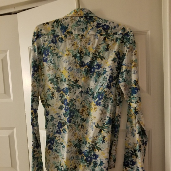 Shirt - Picture 1 of 5